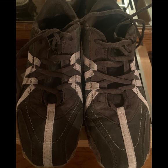 Women’s size 8.5 shoe - Picture 5 of 13